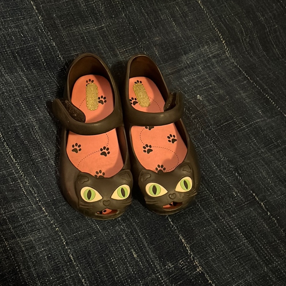 Mini Melissa girls black cat Maryjane’s size 9